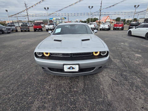 2022 Dodge Challenger SXT