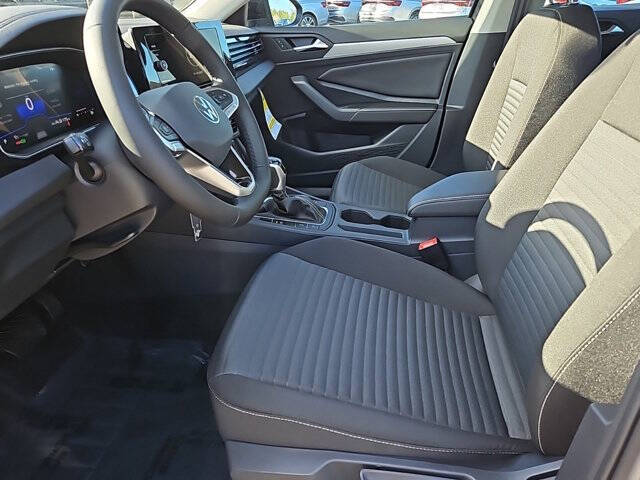 2025 Volkswagen Jetta S