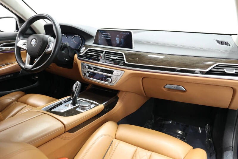 2016 BMW 7 Series 750i xDrive