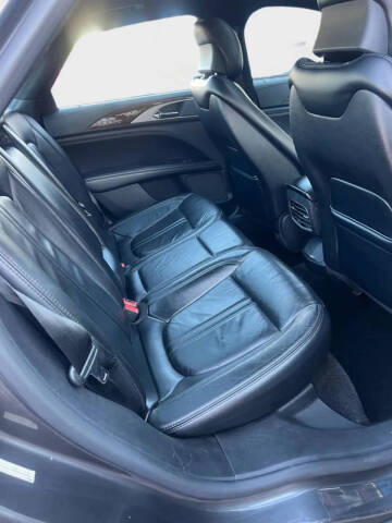 2017 Lincoln MKZ Select