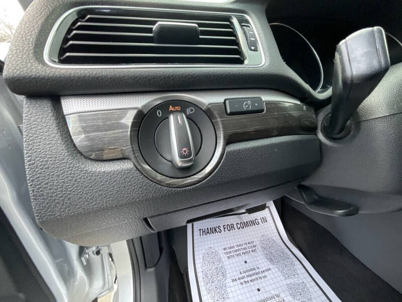 2016 Volkswagen Passat