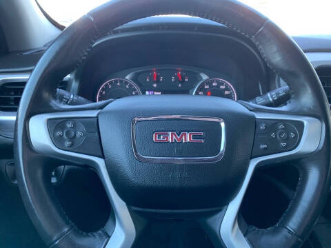 2017 GMC Acadia SLE-2