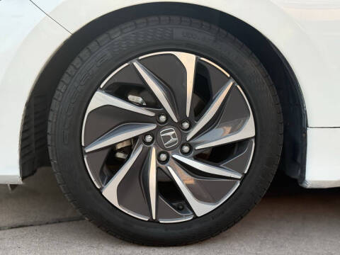 2022 Honda Insight Touring