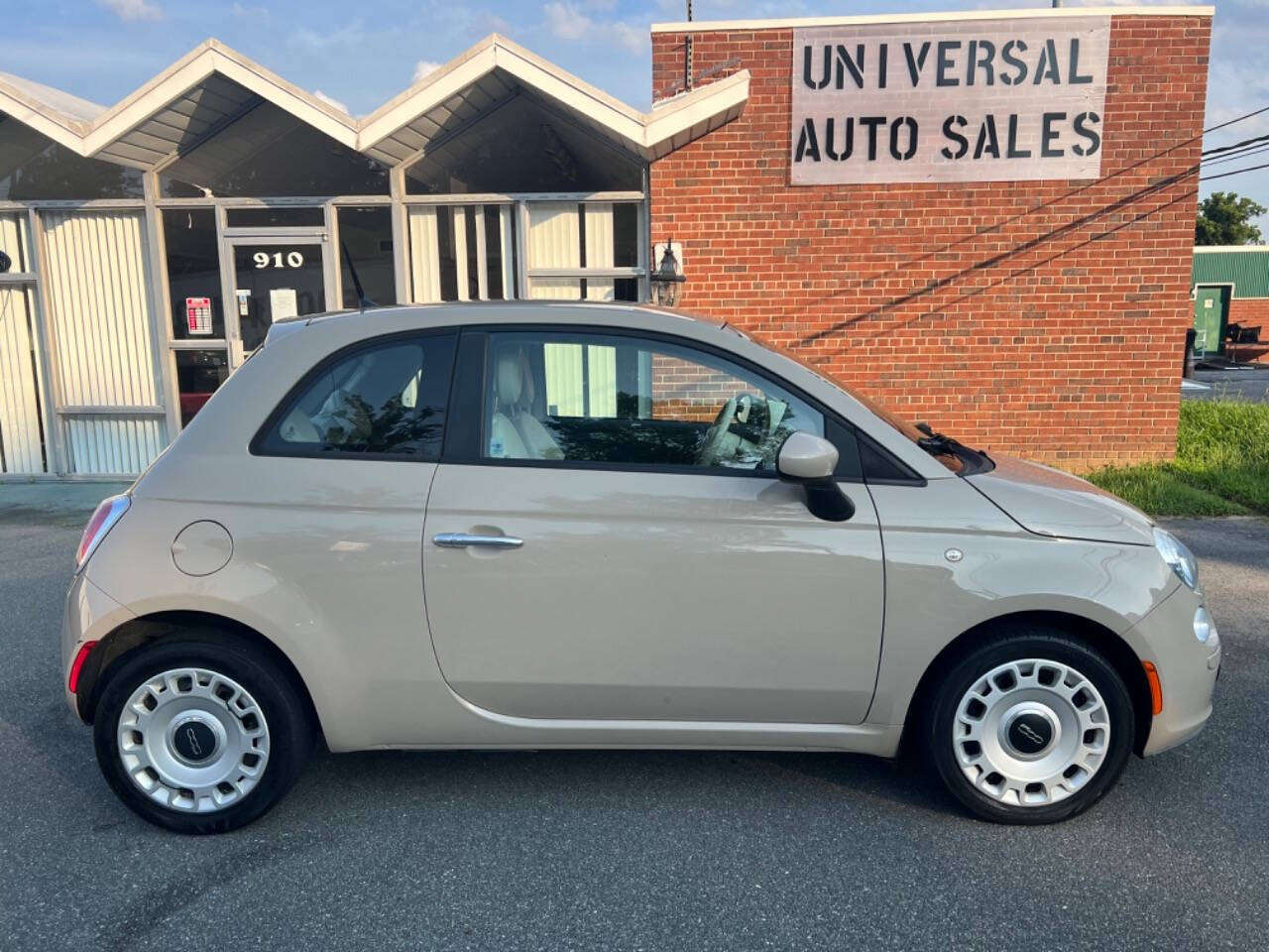 2012 FIAT 500 for sale at Universal Auto Sales LLC in Burlington, NC