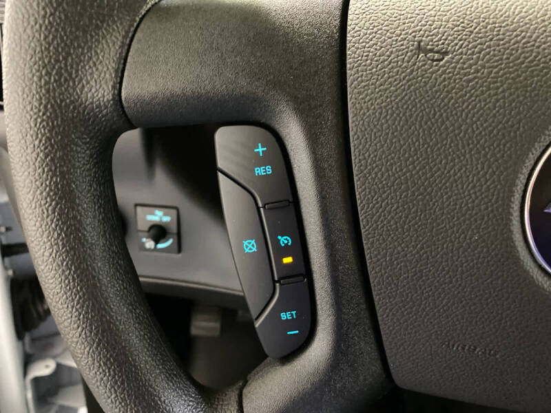 2025 Chevrolet Express 2500