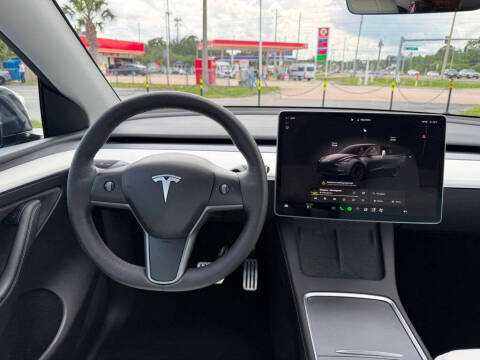 2023 Tesla Model Y Performance