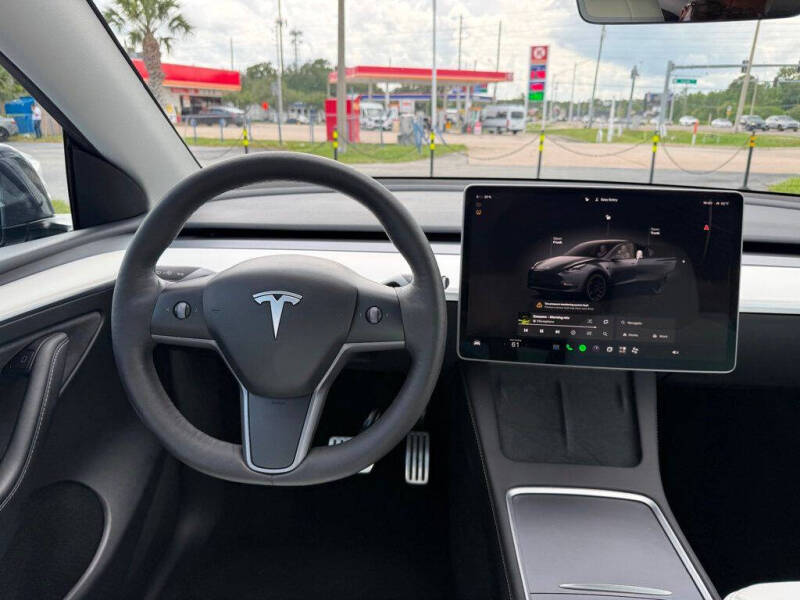 2023 Tesla Model Y Performance