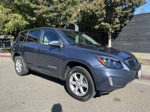 2012 Toyota RAV4 EV
