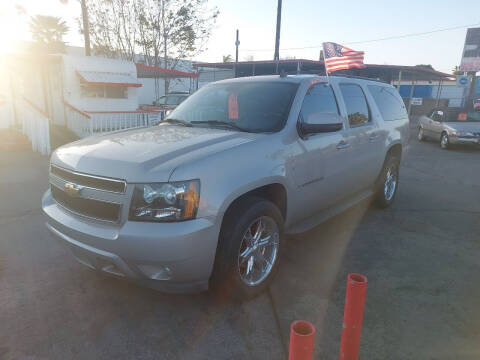 2007 Chevrolet Suburban for sale at Alpha 1 Automotive Group in Hemet CA