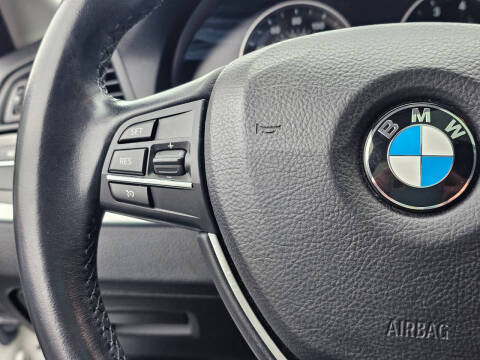 2015 BMW 5 Series 528i