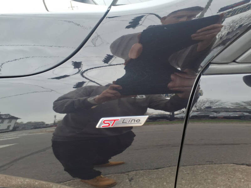 2023 Ford Escape ST-Line