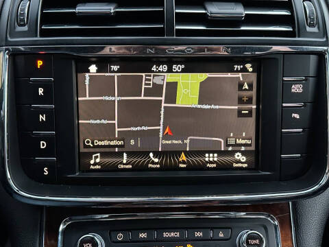 2018 Lincoln Continental Select