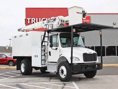 2023 Freightliner M2 106