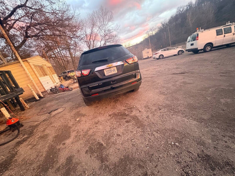 2017 Chevrolet Traverse LT