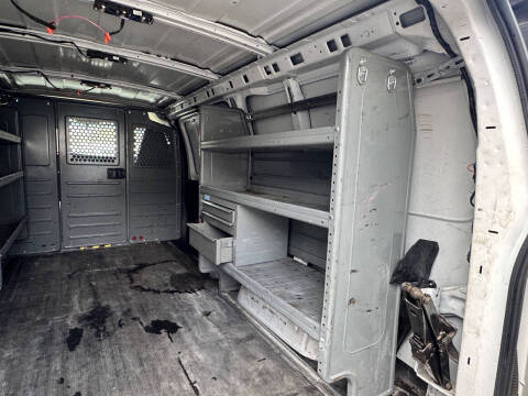 2017 Chevrolet Express 2500