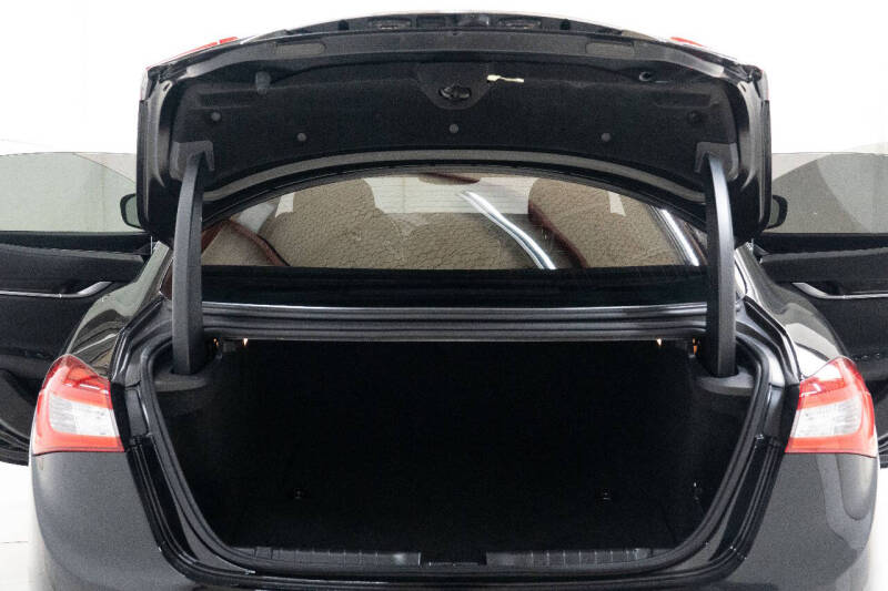 2017 Maserati Ghibli