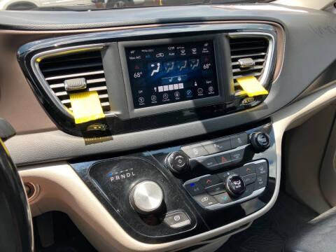 2019 Chrysler Pacifica Touring L