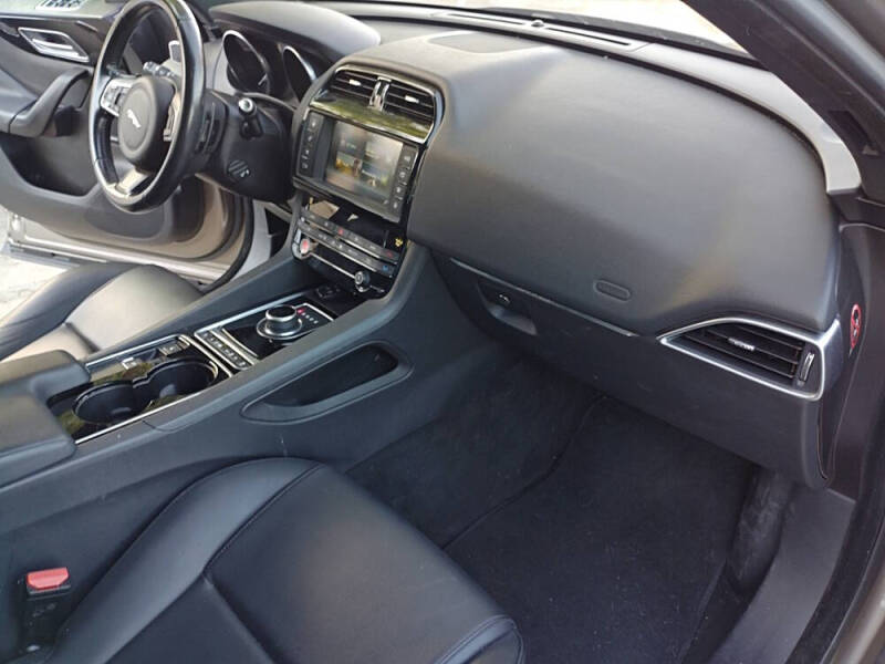 2017 Jaguar F-PACE 20d Premium