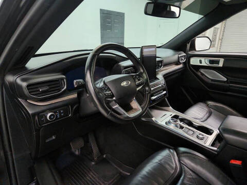 2020 Ford Explorer Platinum