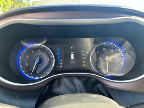 2017 Chrysler Pacifica LX