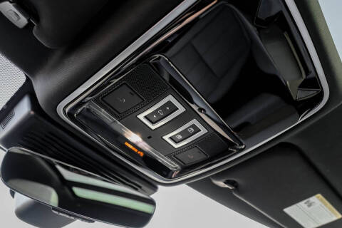 2021 Land Rover Range Rover Velar P250 R-Dynamic S