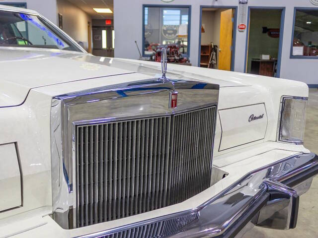 1977 Lincoln Mark V