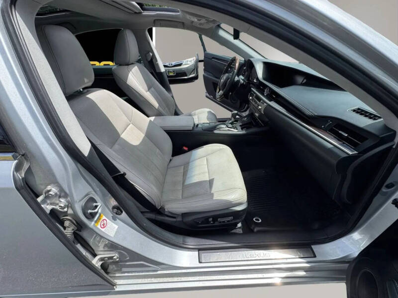2016 Lexus ES 350