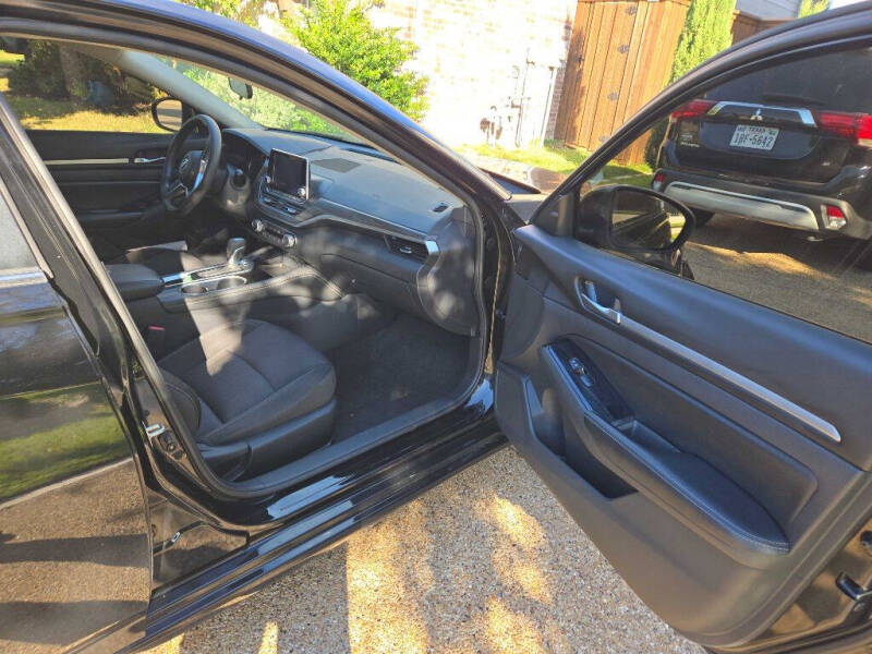 2023 Nissan Altima 2.5 SV