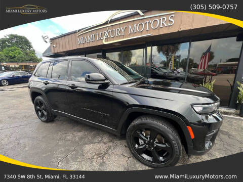 2022 Jeep Grand Cherokee Altitude
