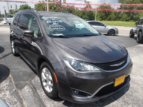 2019 Chrysler Pacifica Touring L Plus