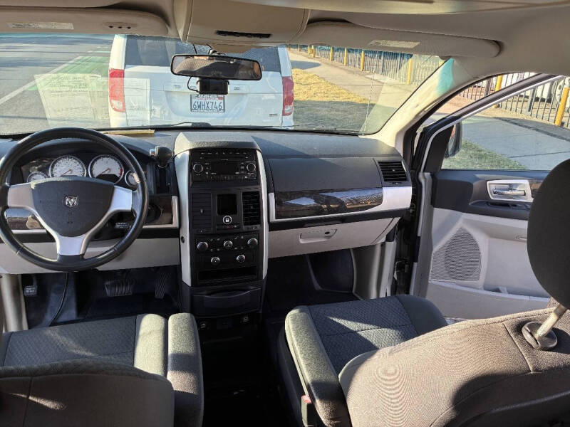 2010 Dodge Grand Caravan SXT