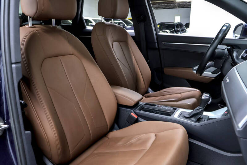 2020 Audi Q3 quattro Premium Plus 45 TFSI