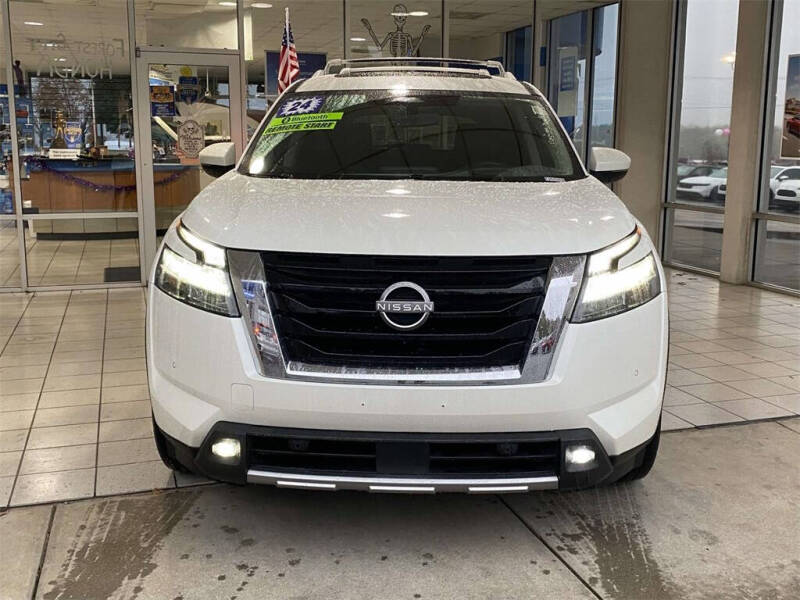 2024 Nissan Pathfinder Platinum