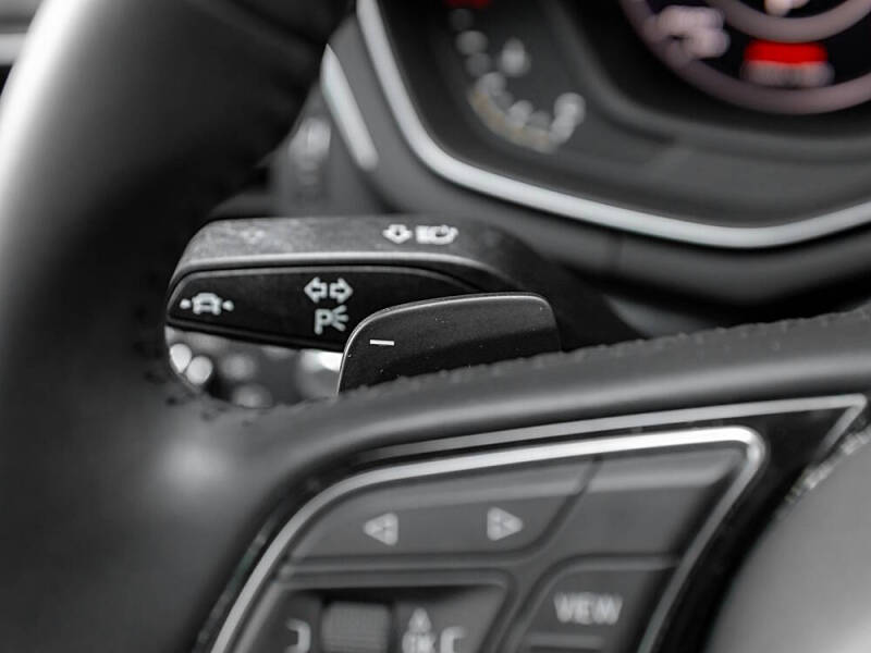 2018 Audi A4 2.0T quattro Prestige