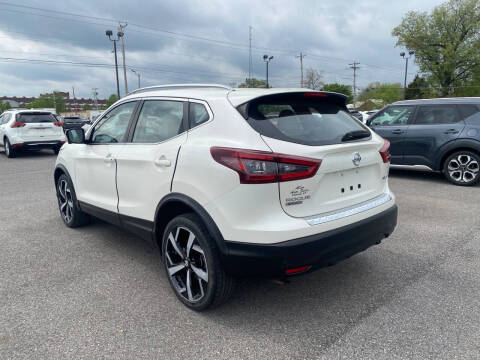 2020 Nissan Rogue Sport SL