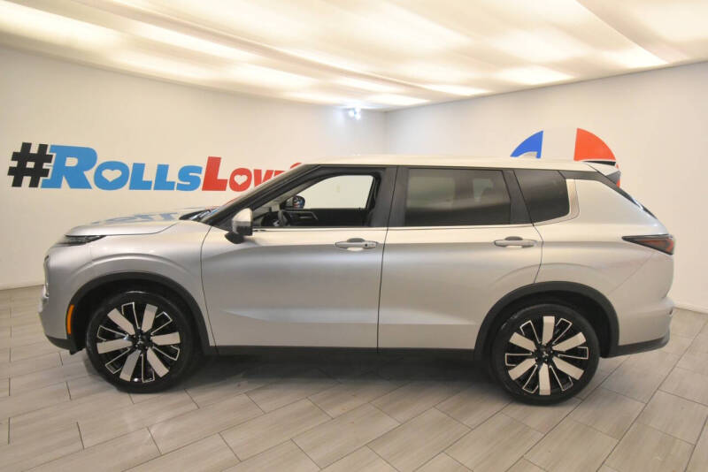 2025 Mitsubishi Outlander SE