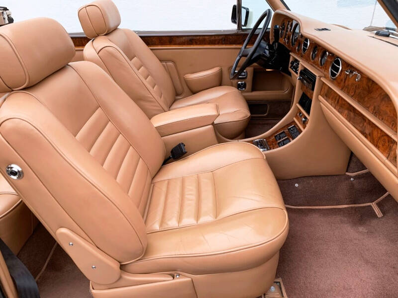 1989 Rolls-Royce Corniche