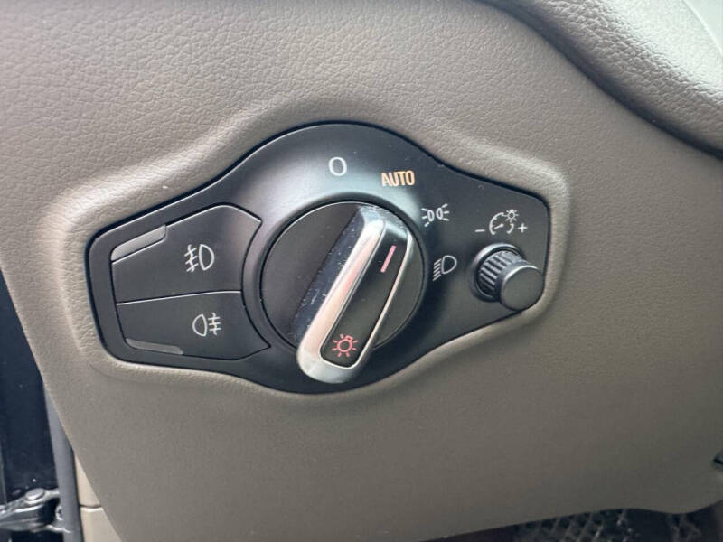 2016 Audi Q5 2.0T quattro Premium Plus