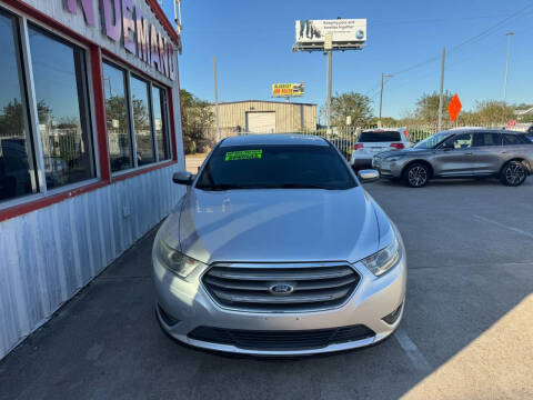 2014 Ford Taurus SEL