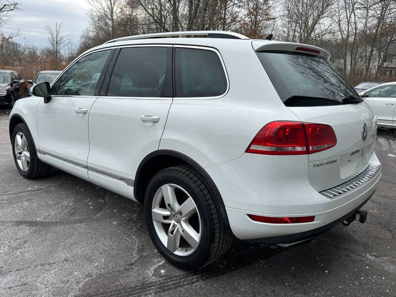 2013 Volkswagen Touareg VR6 Sport