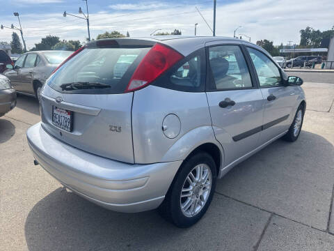 2003 Ford Focus ZX5