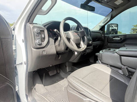 2022 GMC Sierra 2500HD Pro