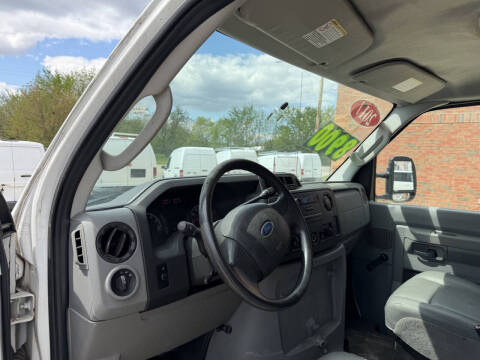 2011 Ford E-Series E-150
