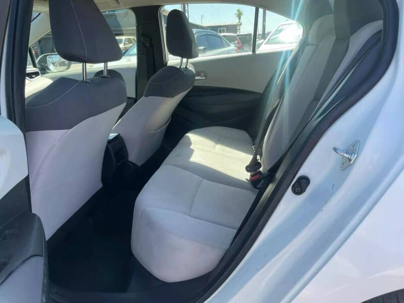 2020 Toyota Corolla LE