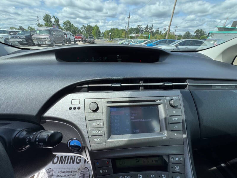 2014 Toyota Prius Two