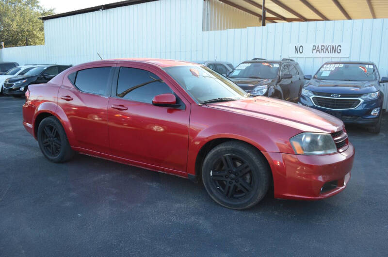 2012 Dodge Avenger SXT's photo