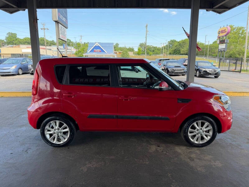 2013 Kia Soul +