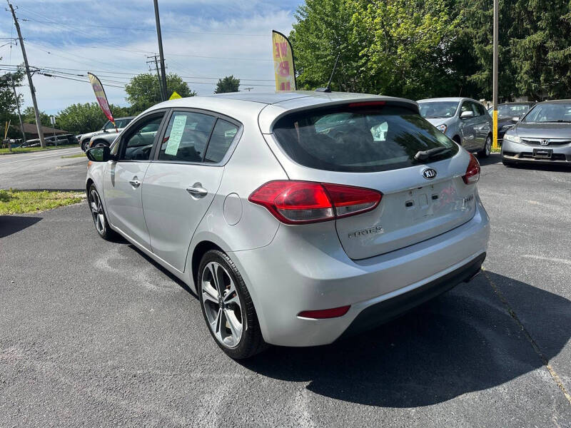 2016 Kia Forte5 EX