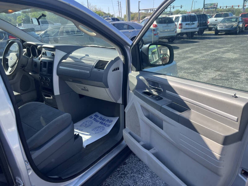 2009 Dodge Grand Caravan SE