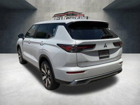 2026 Mitsubishi Outlander SE